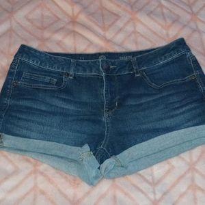 So jean shorts